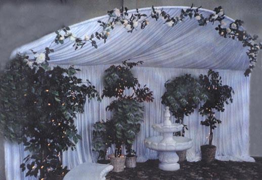gift area or decoration to surround a beautiful wedding cake Can be set